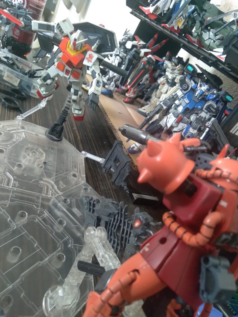 Char lines Amuro up for a shot