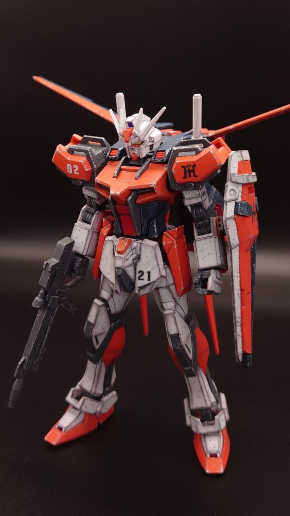 宇宙デブリの傷や放射線焼けを目指しましたが、なかなか難しいですね。設定としては、親友専用機です。肩とシールドにもオリジナルマークを。 