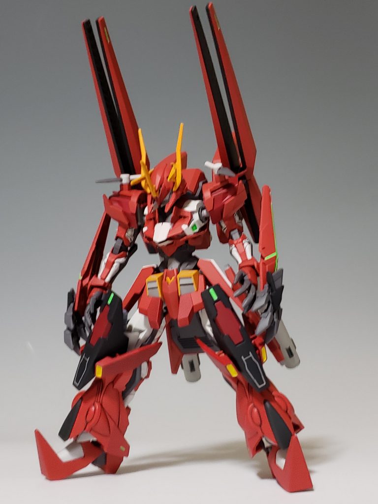 バックパック有り無し比較。イメージとしてはエヴァンゲリオン+((ビルバイン+レプラカーン)÷2)って感じですw