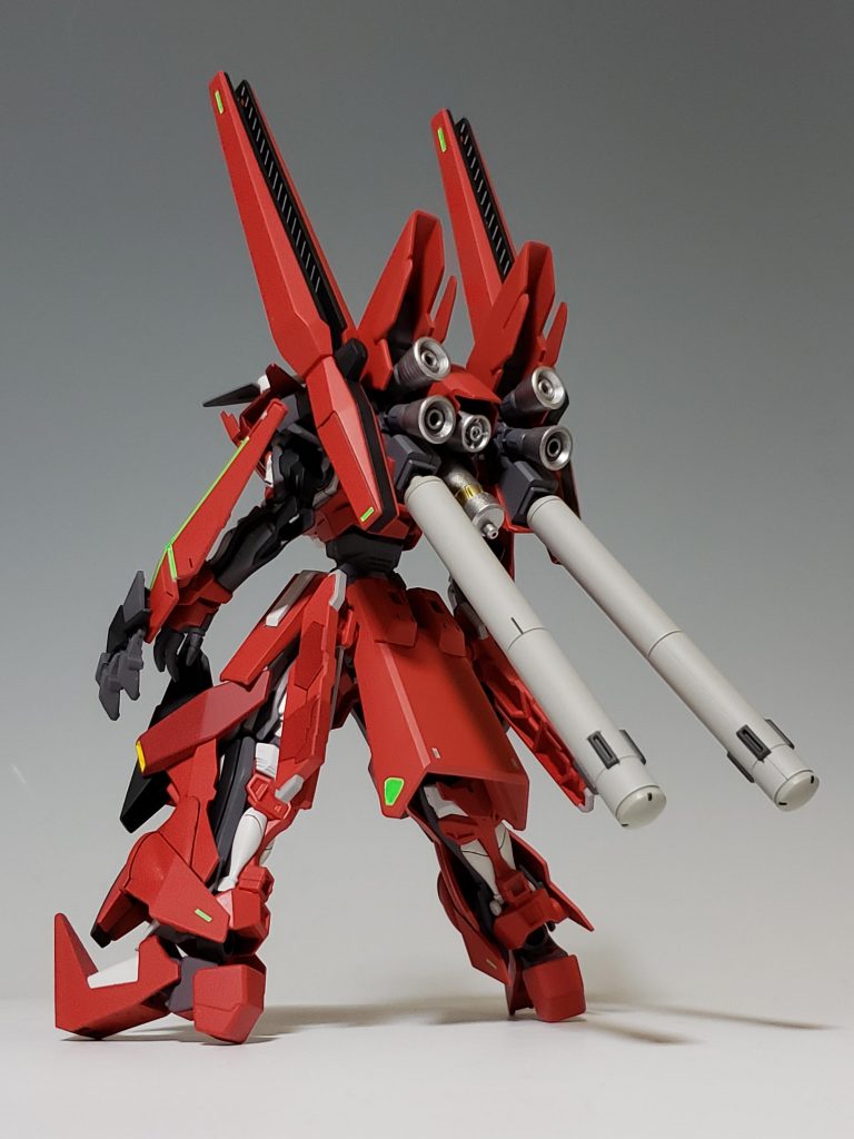 【機体名】ロードアストレイ・クリムゾンリベイク【戦闘スタイル】近接特化型ロードアストレイ・ダブルリベイクをベースとして、より攻撃的なスタイルになるよう改造してみました!もちろんガンプラバトル用です😆 【武装】プロトタイプフィンファンネル・紅 x2肩部搭載・牽制用小型ナイフ x2腕部クラッシュネイル膝部搭載・グレネード x2