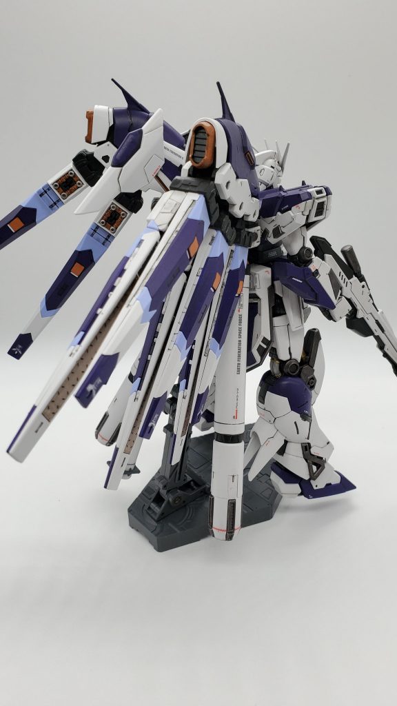 RG 1/144 Hi-νガンダム–3枚目/制作者：とな