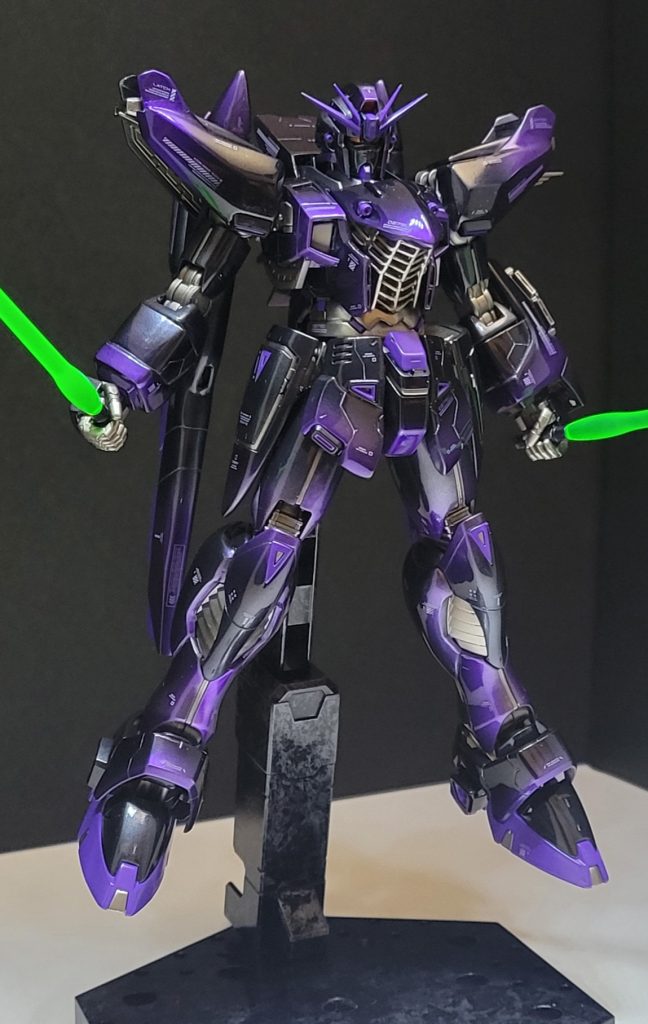 胸、肩、腕、腰、ふくらはぎ、ヴェスバーの形状を変更少々スジボリをしました。