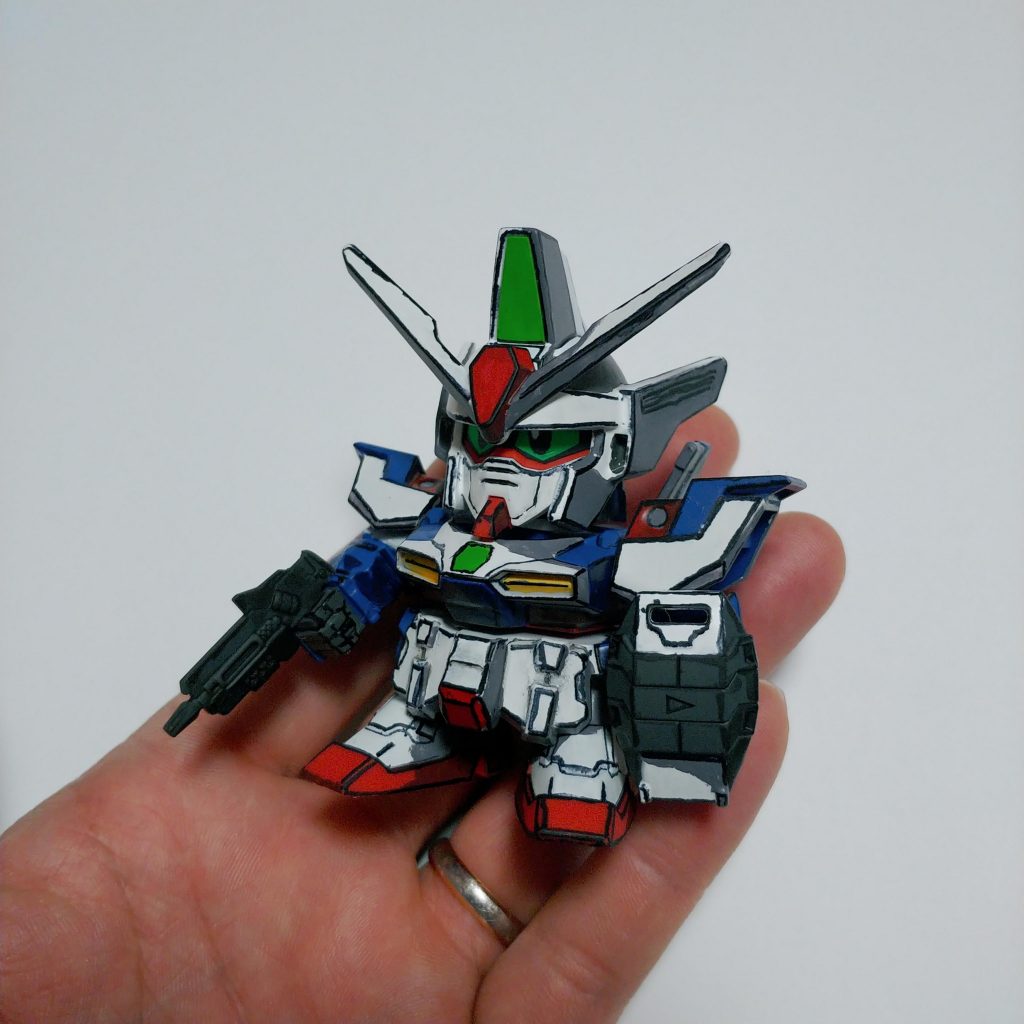 ちなみに目は描き込んでます。やはり世代的にSDガンダムには目があるほうが自然