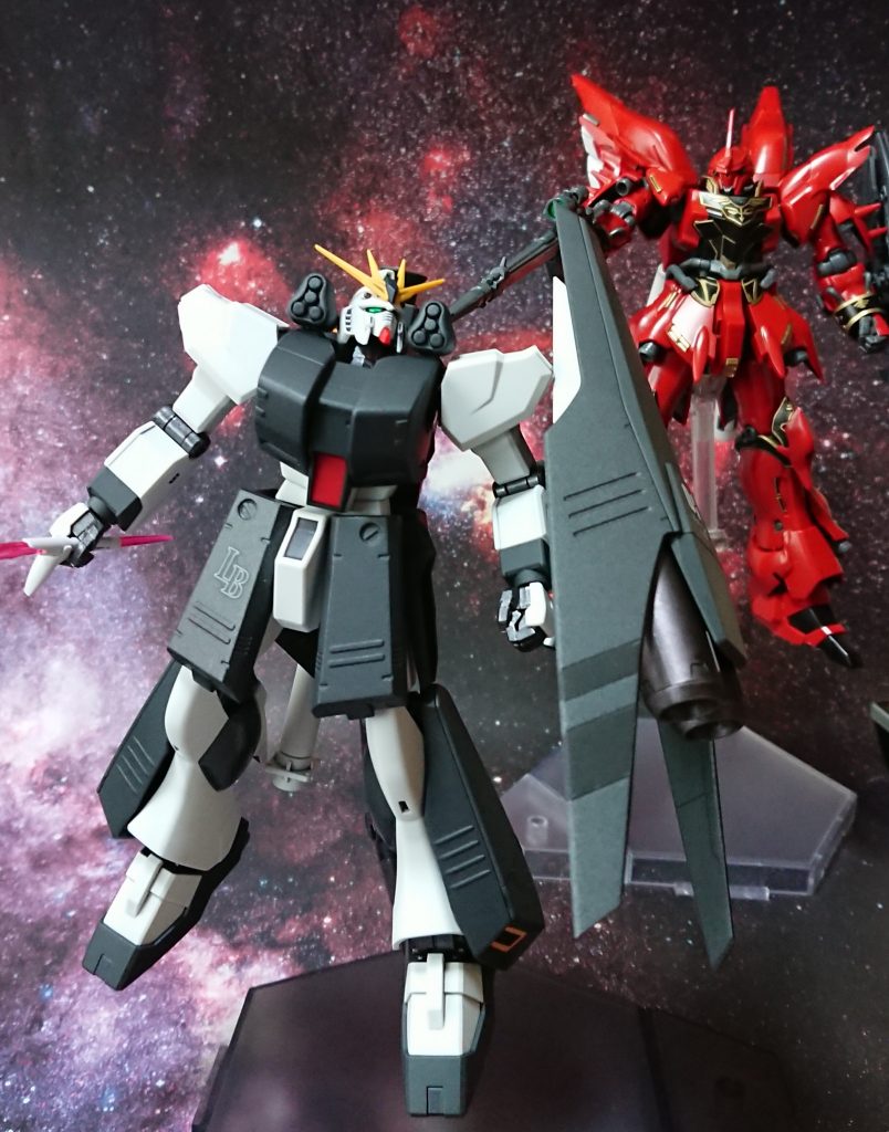 ″そこまでだ、ガンダム″「赤い…モビルスーツ、だと？」──回収されたフライトレコーダーの記録は、ここで途絶えている。※本投稿の内容は、投稿者の妄想に基づく内容であり、公式設定及び各外伝作品とは一切関係ありません。