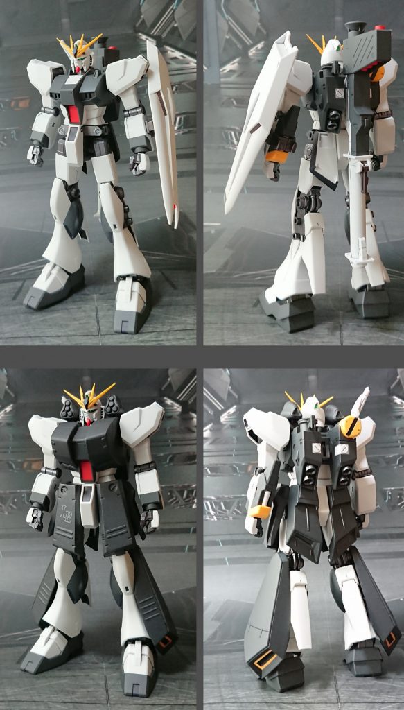 HWS取り付け前と、取り付け後。頭部アンテナはRG νガンダムの物を使用。腰サイドアーマーは、HGUC Hi-νガンダムのものに変更。腰のV字(連邦マーク)は削り落としています。