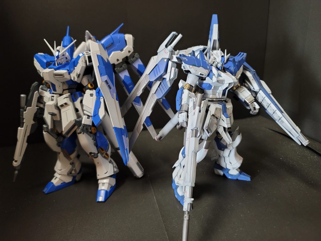 RGHi-vガンダムのほうがカッコイイですが、これはこれでアリな作品が作れて良かったです。グラデーション塗装に挑戦してみたのですがあまり上手くいってません。が、下地の重要性やその他良い経験が出来ました。長くなりましたが、見て頂きありがとうございますm(_ _)mまだまだ下手くそですが、今後も新しいことに挑戦していきたいと思っているので、よろしくお願いします。