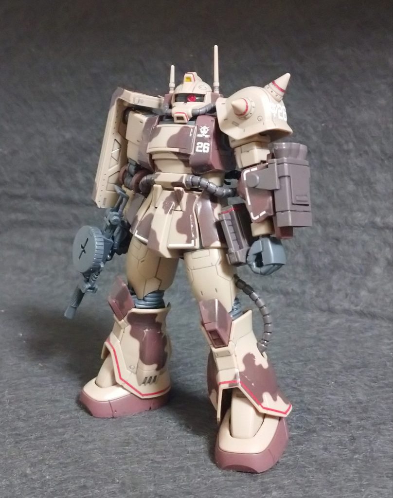 デカール貼りで大苦戦💦 ところどころ切れちゃってるとこがあります(特に脚)