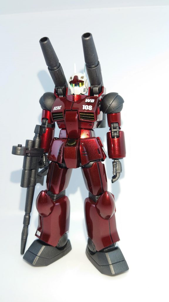 赤部分は下地はアルティメットブラックにスターブライトシルバーにGXクリアルージュでトップコートにスーパークリアⅢUVカットを吹きました。