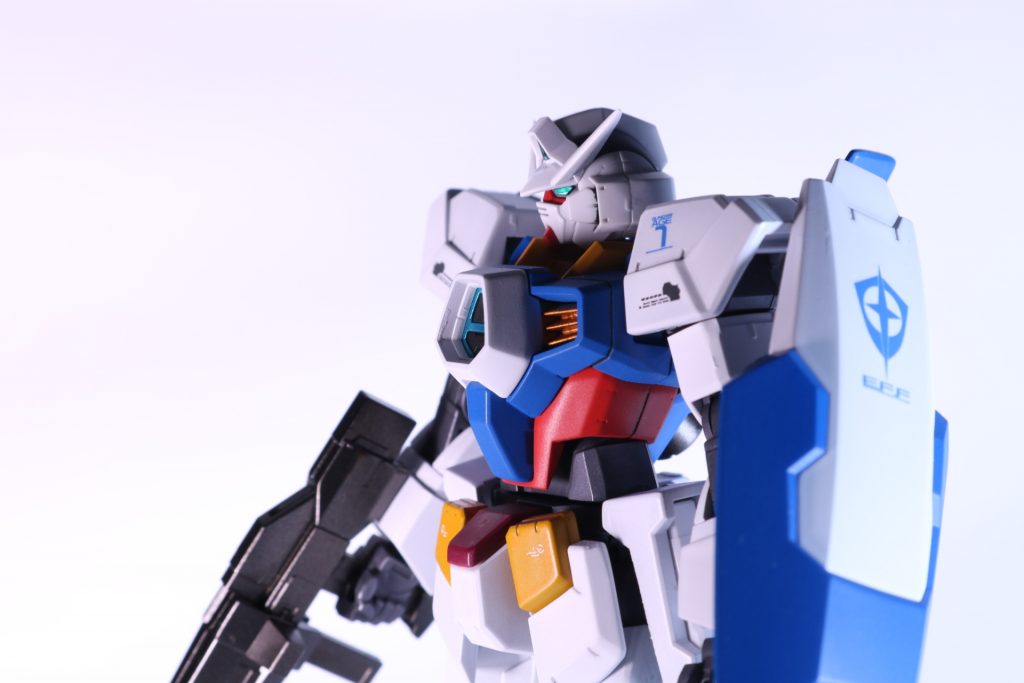 基本に忠実に塗り分けたつもりですが、ちょこちょことアレンジ。筆塗りはシタデルカラーを使いました。