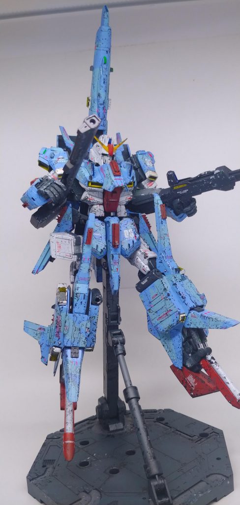 「ランチャーがやられた!?まだ武器はある!」