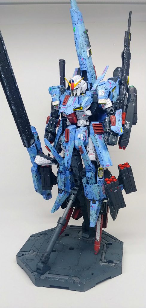 両腕部に対MSミサイル（ジムⅢのやつと一緒）を2基ずつ。脚部にジェネレーター内臓のスラスター装備。5連装ミサイルコンテナ2基ずつ装備。バックパックにはハイパーブースターを装備。対艦大型ミサイルを3基ずつ搭載。主に敵艦隊にウェイブライダー形態で強襲をしかけ、ミサイルを使いきりそのまま高機動の生かして戦闘を行う。本機は大きな戦果を残し、このデータはリゼルディフェンサーユニットに生かされるのだった。