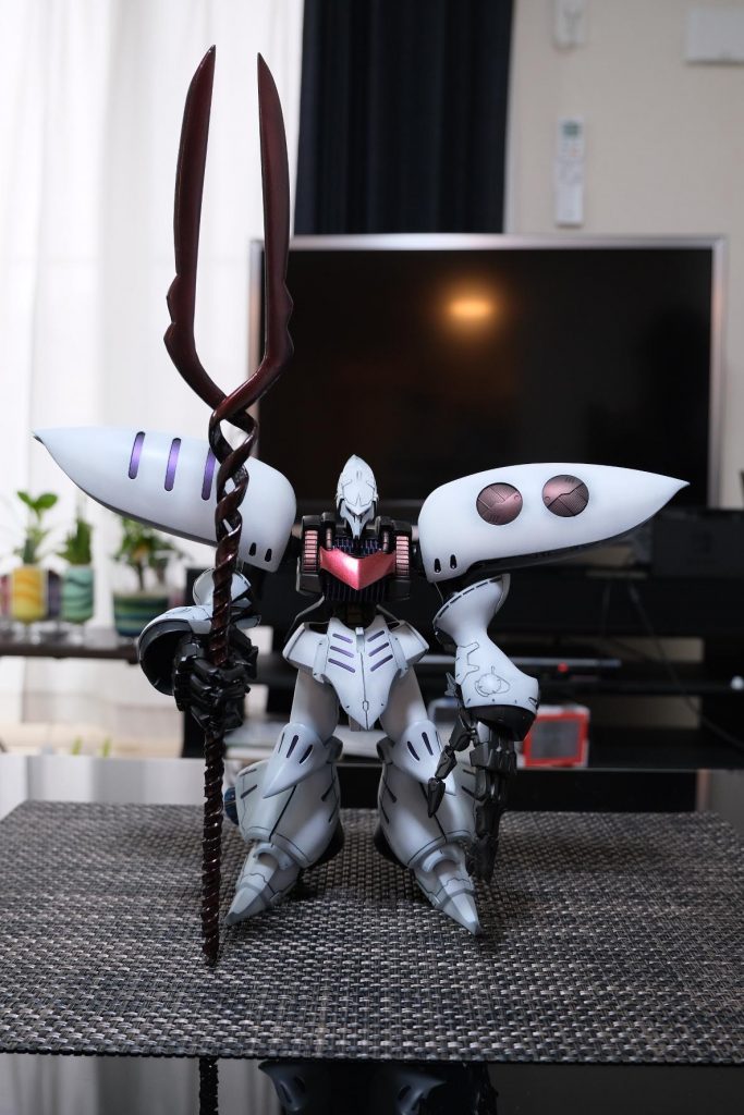 おまけ。物が握れるようになったので武器を持たせてみました。 重火器は似合わない…と思い、ロンギヌスっぽい槍を作って持たせてみました。最後までご覧いただきましてありがとうございました!他の投稿作品も覗いてくれると作者が喜びますヽ(・∀・)ノ