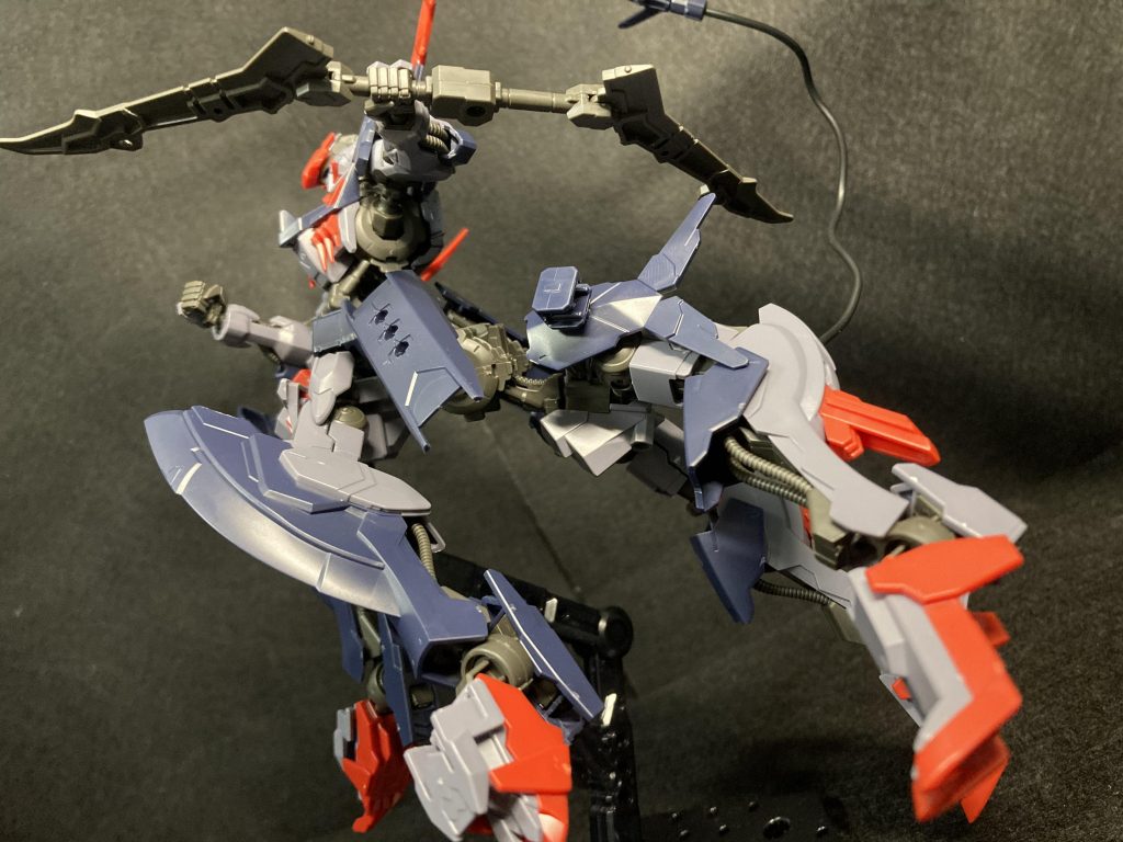 今回のポージングは絶望的です理由は四足慣れしてないからです……許してください……