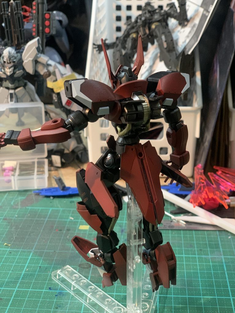 完成間近ですねバックパック無しだとこんな背面です。