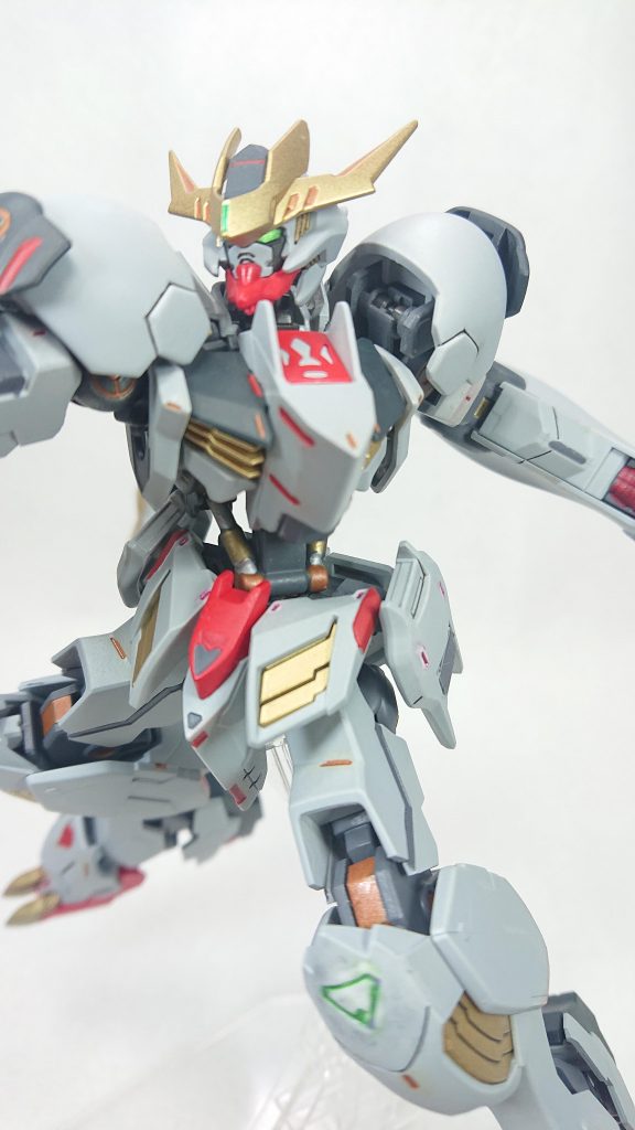 胴体部のガンダムフレームの塗り分けを頑張りましたｗ