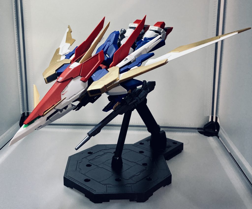 ウイング形態。