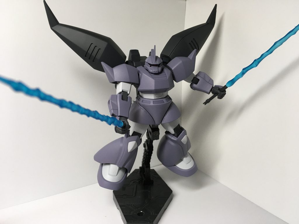 メインのカラーはガイアノーツのダグラムカラー・グレーバイオレットとエルガイムカラーのヘビーライトグレーです