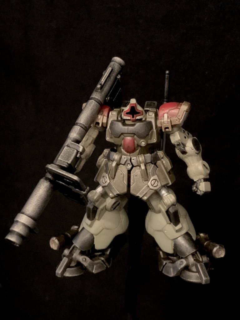 いつかモノアイを作ろうか、何で作ろうか思案中です。