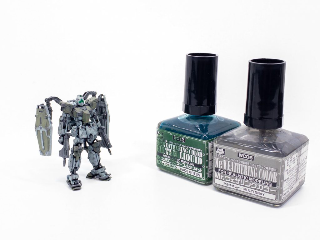 ウェザリングにはウェザリングカラーを2色使用。