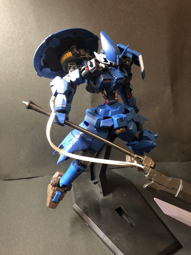 バックパックのリアクターも、地味にディティールアップ&塗装しました。黄色にしたことでよりヴァイエイトに近づけたかと...!