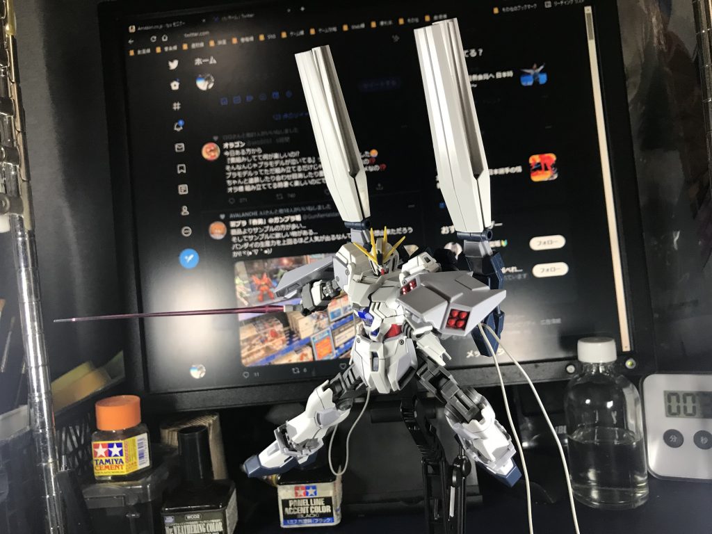 ビームサーベル装備