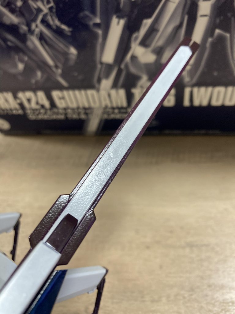 そしてトップコートを雑に吹き付けたもんだから液ダレが所々に残ってしまいましたー。ヤスって再度吹いたんですけどね、妥協も大事かな😇