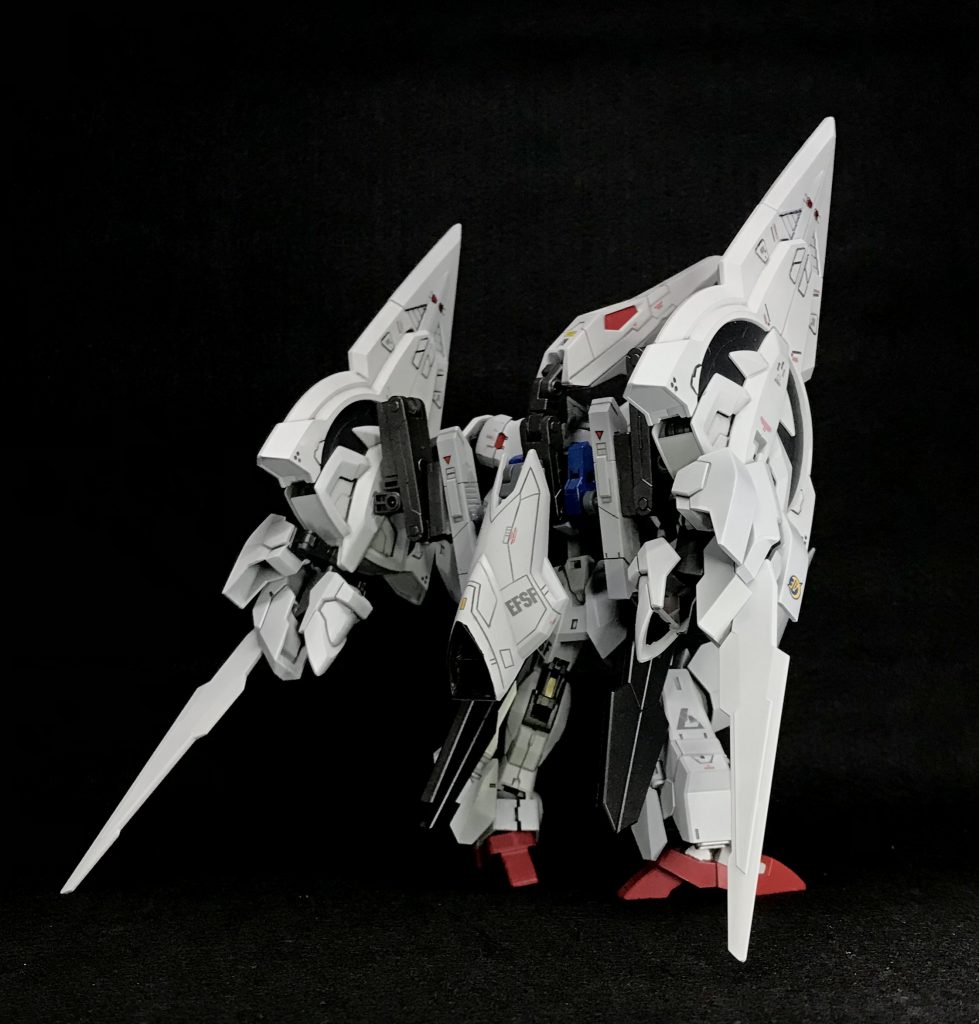 しかし表向きは放置されたコロニーの再生事業としつつも、実態はMSの開発基地として運用する目的とゆう情報を入手した地球連邦政府は、事態を重く見た。UC96年、ラプラス宣言による影響を地球連邦政府のメディア操作によりサイアム・ビスト、並びにビスト財団へ責任転嫁する事で一定の騒ぎを押さえつける事に成功。しかし中には真相を隠蔽する体質に不満を示す者も増えてしまい、UC105年のマフティー動乱にてマフティー処刑の報道も真実とは異なる報道がなされているといった疑念が生まれた。そうした度重なるスキャンダルを抱える地球連邦政府にはもはや、かつての求心力は無くスペースノイド側ではサイド共栄圏実現の話も、現実味を帯びたところまで迫っていた。そうした中でMSの開発事業に本格的に参入する事が決定したブッホ・エアロダイナミクスへの脅威は地球からすれば計り知れないものであり、コロニーをMS開発基地として運用しようとするユニファイの動きも黙って見過ごすワケにはいかない事態であった。いくつかのユニファイが整備を完了しそうなコロニーへ地球連邦軍のチェックが入るものの、どれもMSを運用するための設備が整ってはおらず、情報もフェイクである可能性を視野に入れつつ、忌まわしい記憶が宿るサイド2の30バンチへチェックが入る。