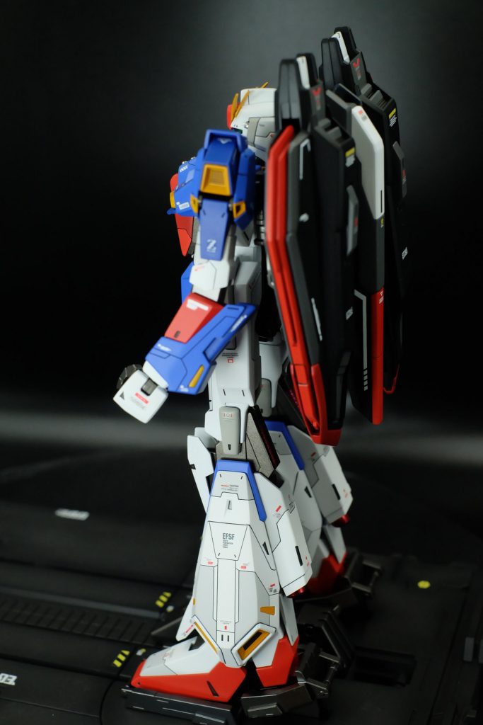 MG(マスターグレード) MSZ-006 ゼータガンダム Zガンダム 全塗装 完成品–4枚目/制作者：gemodels