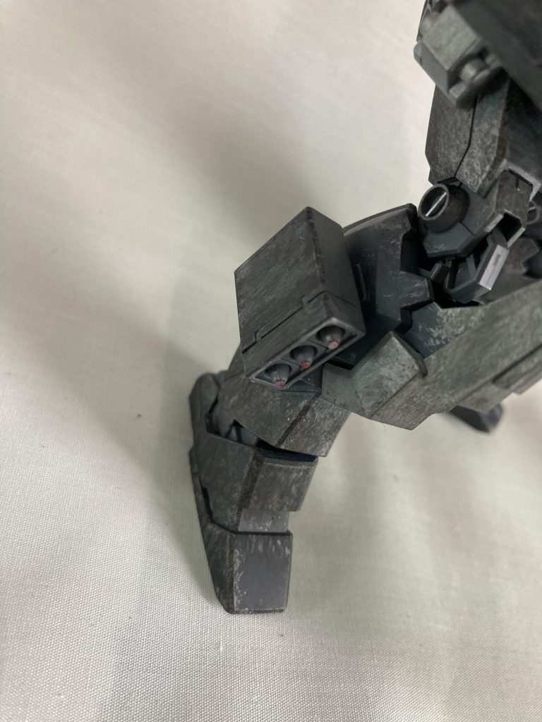 ジャンクパーツにあった多分古い方のHGザクについてたミサイル