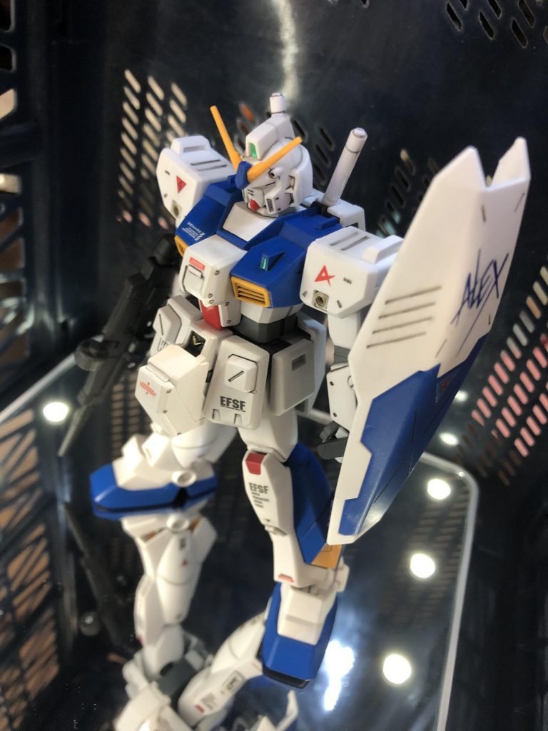 なんたってガンプラが買えないからね💦あまり物パーツの供養を兼ねて張り合わせの一体ですな😓
