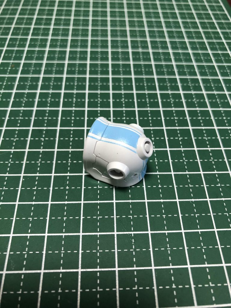 スパイクのブルーラインの塗装