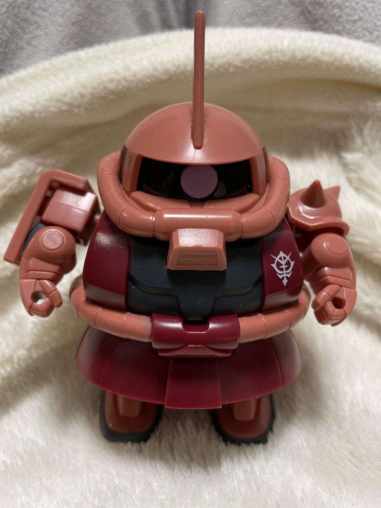 組み立てたらこんな感じになった。意外と可愛い。