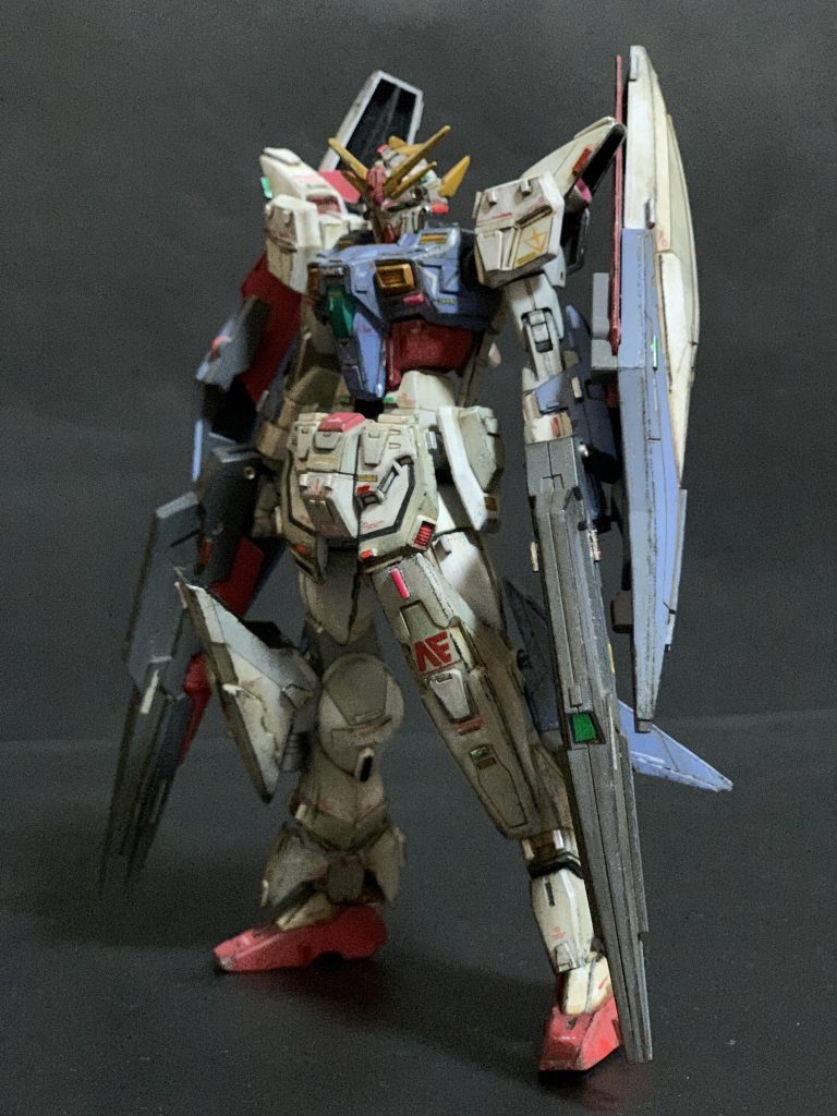 とにかくプラ棒くっつけて ディテールというか ゴチャゴチャ感をだしたかったのです