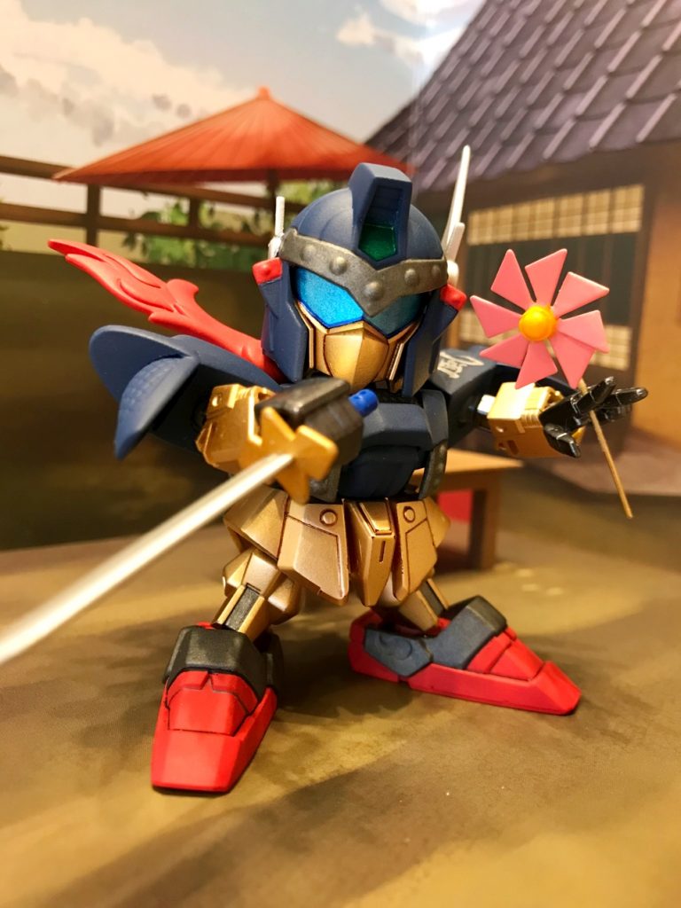 まずは風車の百式。三国伝シリーズの周瑜をベースにしながら、旧キットのパーツをバラバラにして取り付けていっています。