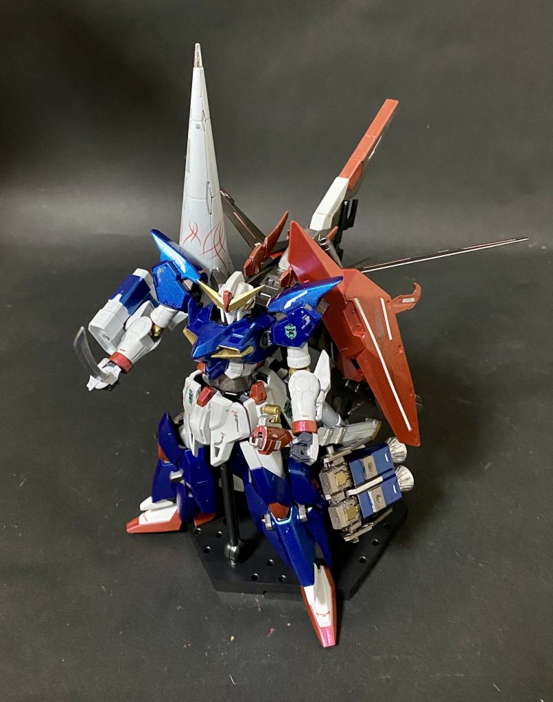 足には巨大ブースターをつけました。