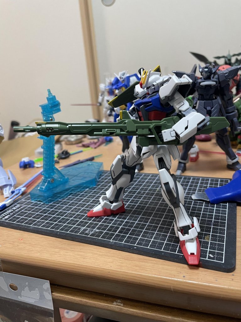 15分かけてようやくこのポーズ!!でもランチャーもゴツくて良いですね!