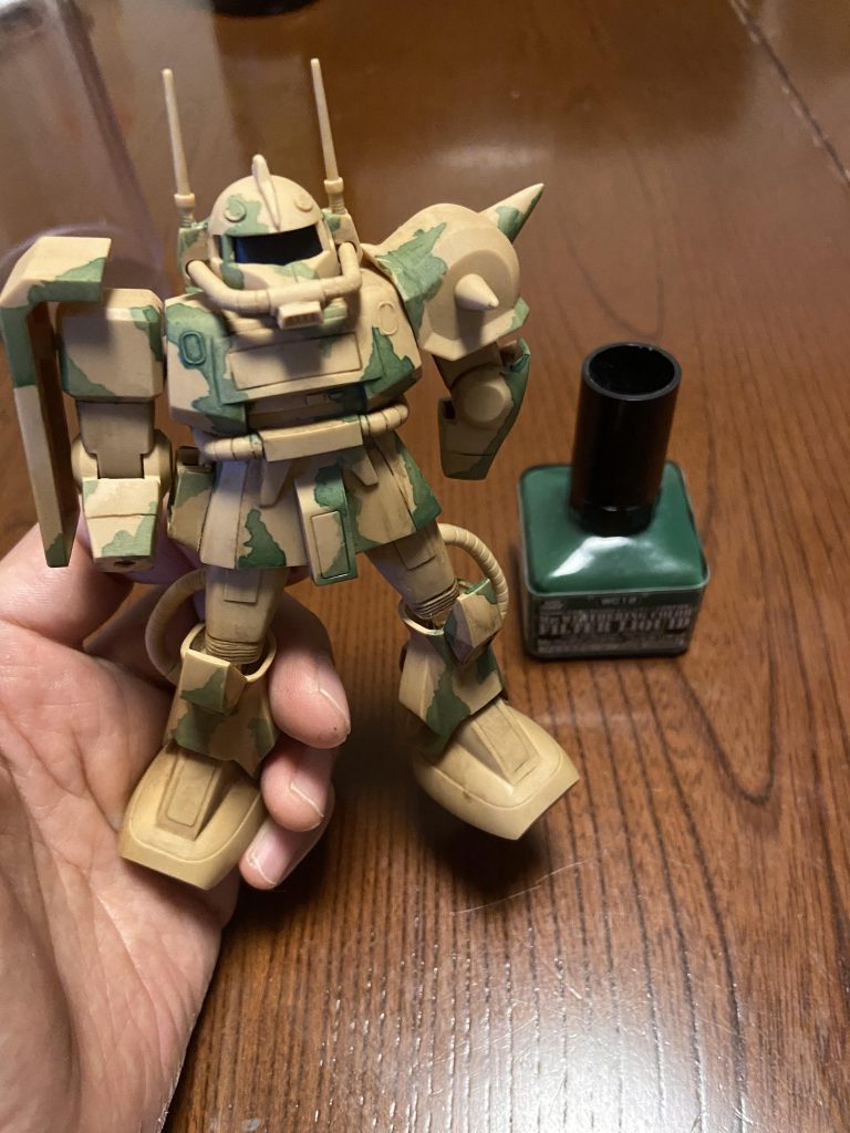 二層目この現地塗装っぽいうっすい迷彩をやってみたかったんです。笑この後部分塗装と黄色のフィルタリングをしてます！足らずの汚しをかましてます。