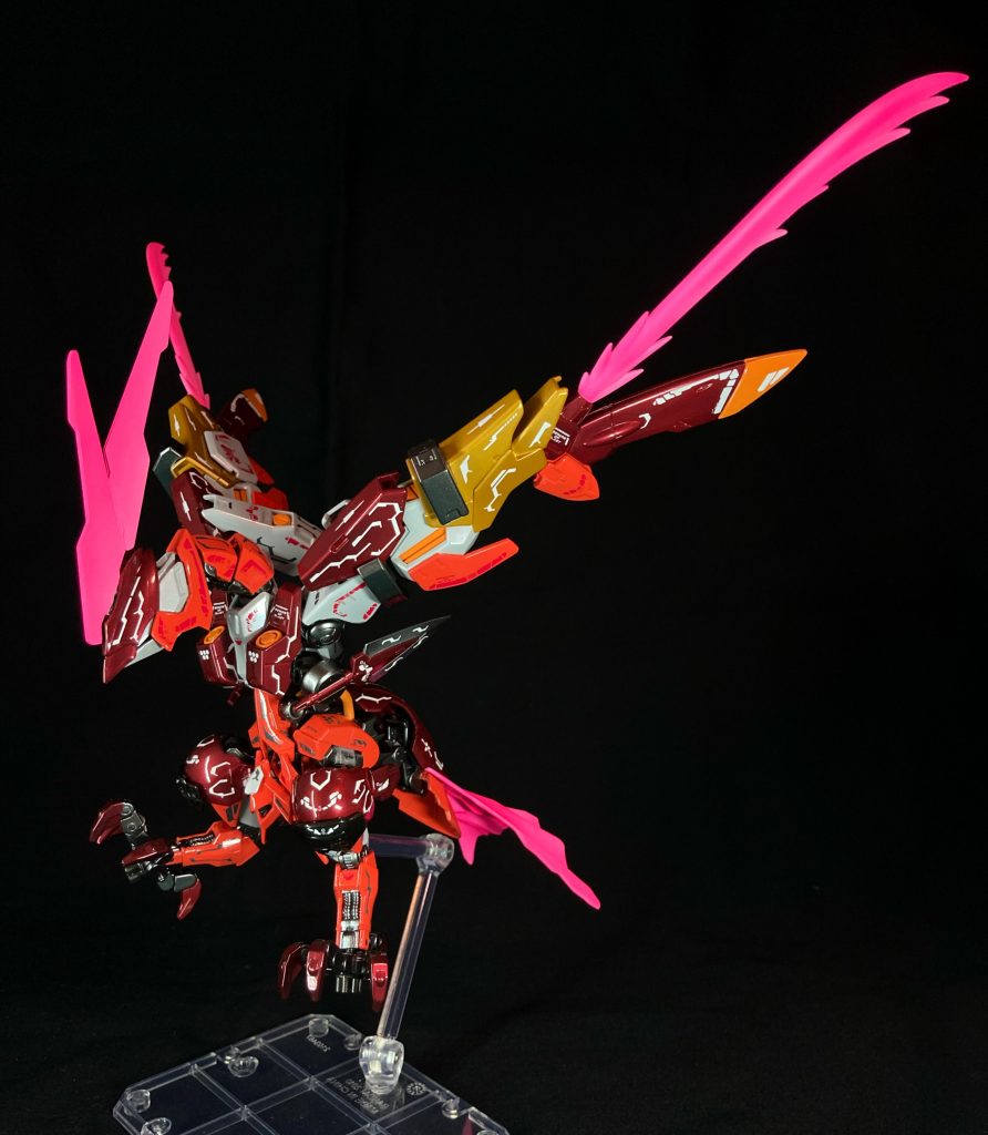 バードモードの真の姿「フェネクスモード」バードモード最大出力の形態フェネクスとは「不死鳥フェニックス」の姿に似た悪魔の名である