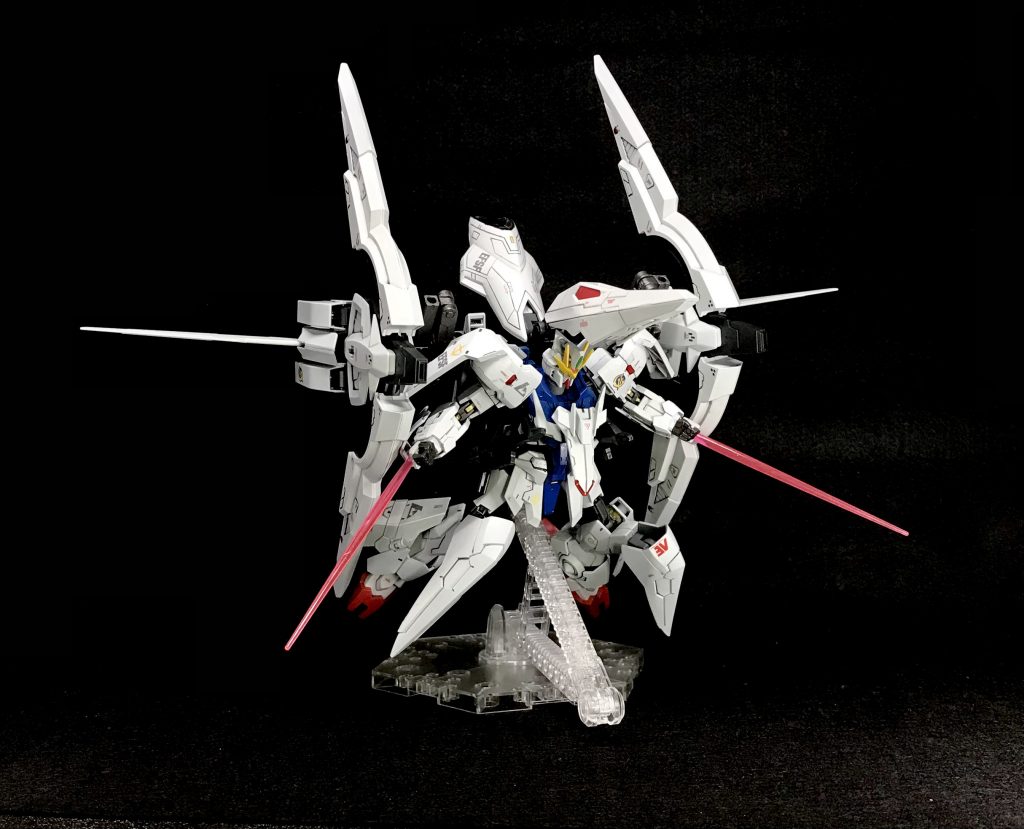 ビームサーベルはペーネロペーの意匠を感じられるように腕に取り付けてあります☺️