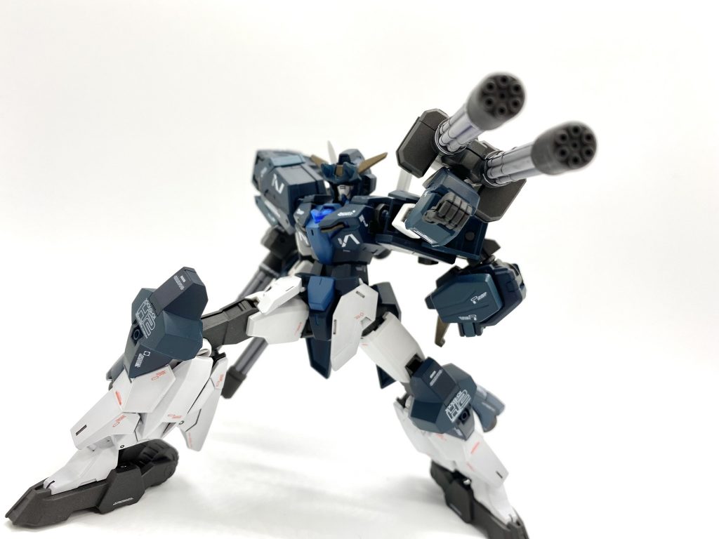 そして、この名シーンは欠かせませんねデュオ「間違いねぇ！てめぇ、トロワだな！！」