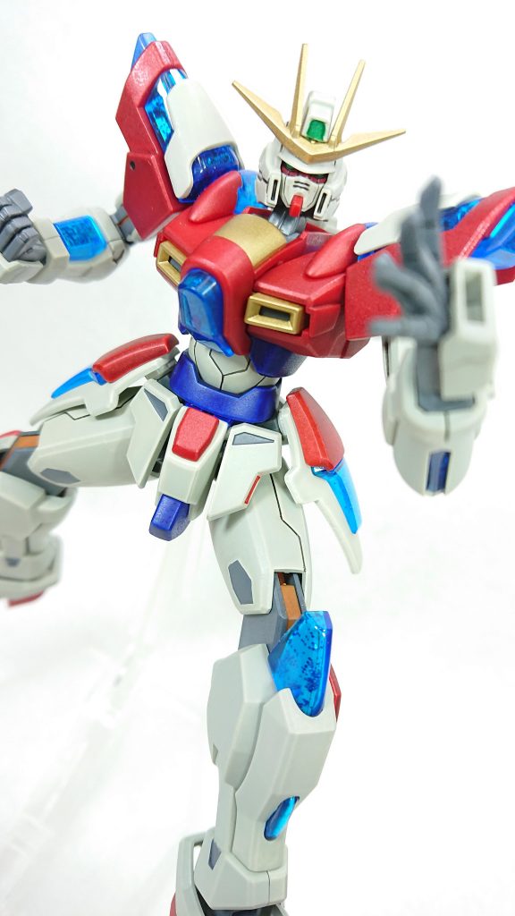 今回はクリアパーツのラメ加工が目的だったので、他のことはあまりしていませんが、ツインアイの筆塗には挑戦してみましたでは、最後までご覧いただきありがとうございました