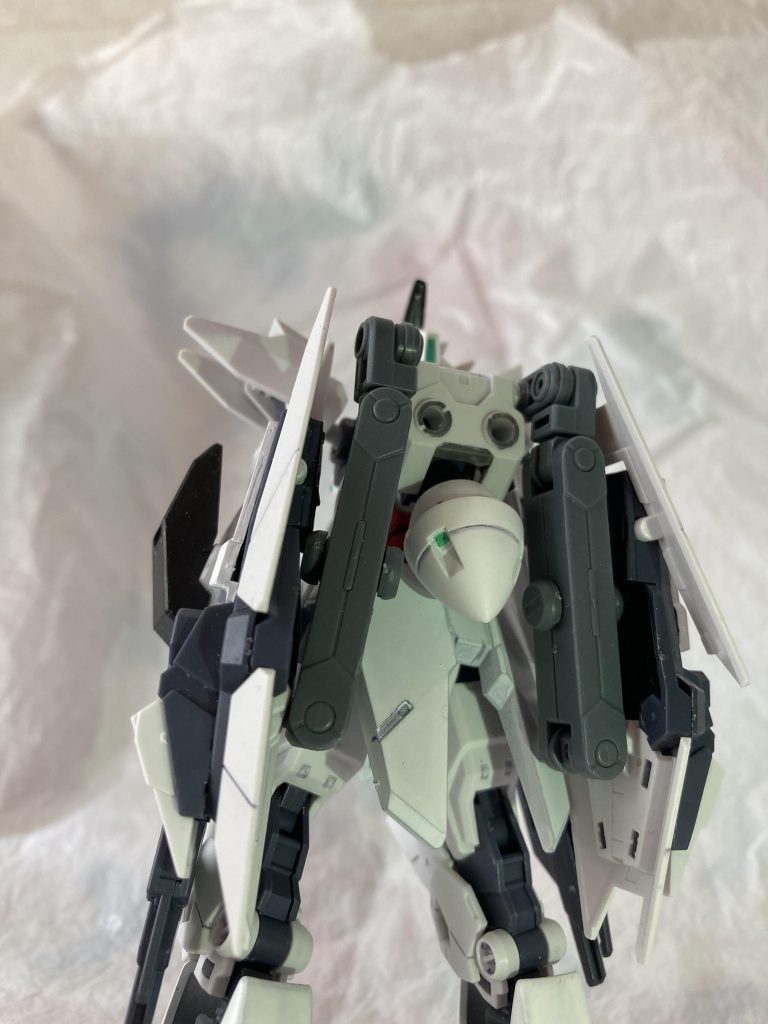 主機としてGNドライヴを搭載する事で、コアガンダム時の弱点であった出力、攻撃力、防御力の低さを補う為の装備をバックパックに集約。機体サイズ的にGNコンデンサーを機体各所に搭載出来なかったが、それでも十分な性能に仕上がっている。