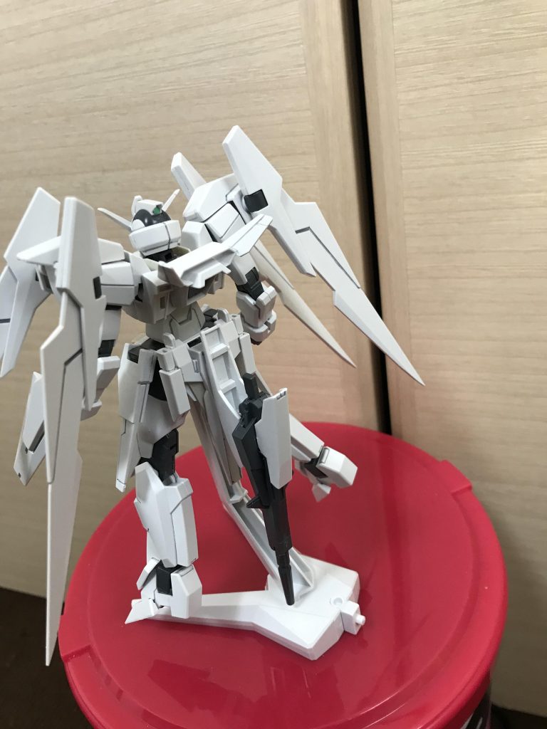 ライフルは腰にマウントできます