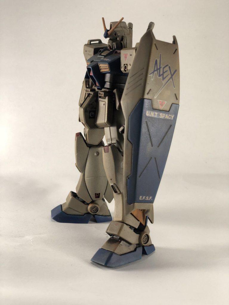 やっと完成しました。作成期間2週間ほど。ヤスリがけの甘さからか色を吹いた時のムラが尋常じゃないし、部分塗装も荒いけど、それがウェザリングでいい感じに味になってくれたのでこれ幸いと汚しました。笑