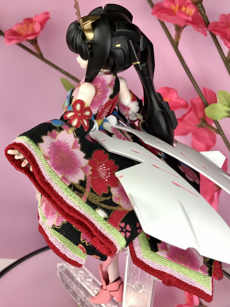 少し気が早いのですが、お雛様仕様のサラを作りました。寒い冬でしたが、春はすぐそこまで来ています♪(^^)