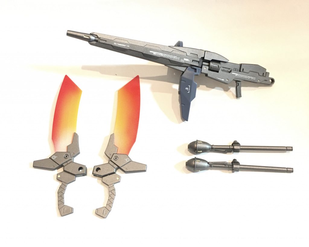 武装携行武装はヒートサーベル×2、シュツルムファウスト×2、高出力ビームライフル×1です。