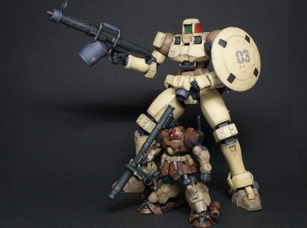 我が家の砂漠戦。デカールはRGインパルス用、ガンダムデカールジオン用、ハイキューパーツのナンバーデカール等色々使い回しから良さそうなのをチョイスして貼ってます。