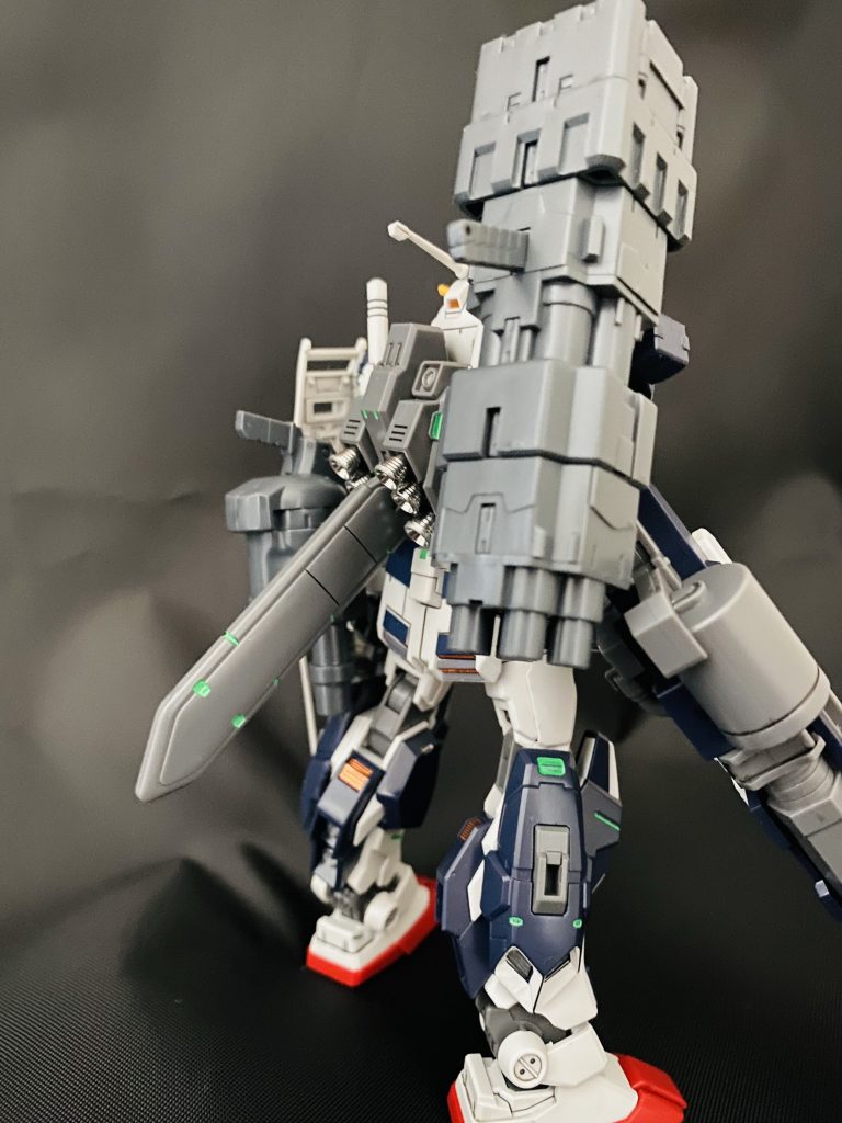 最後までご覧いただきありがとうございます!実は後ろからの角度の撮影ですごく好きなのであえて最後に載せました(°▽°)手だけ重装武器でバランスがががが…と思っていたので後ろに七連式ロケランを積んでみたのですが、個人的にはカッコ良くなった気がしました(>_<)グレネードはオマケでつけました!笑次も積みプラ崩すぞー!おーo(・x・)/