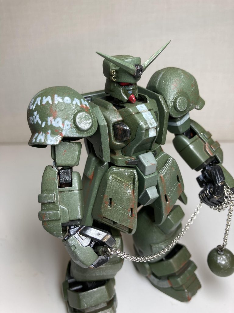 曲線のパーツには、溶きパテにて鋳造表現を施してみました。