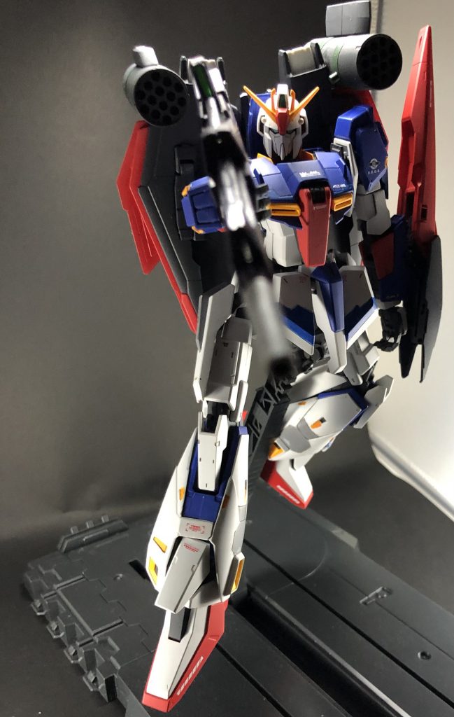 好き嫌い分かれるかもしれませんが、ロケットポッドを追加